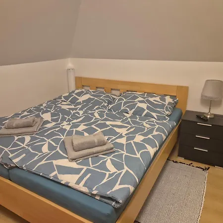 Krajinska Apartment *
